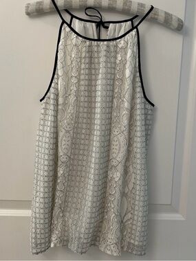LOFT Black and cream Lace Trim Top/ties in back/Lined